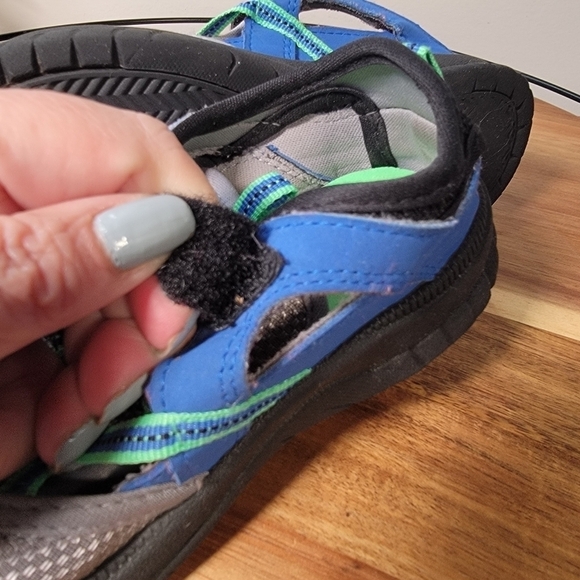 Osh Kosh Bump Toe Athletic Sporty Washable Play Sandals Sneakers Size 11 - Picture 13 of 16